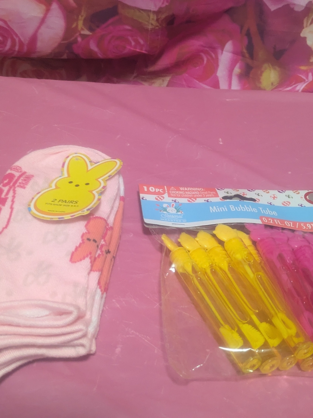 Cute Pink Bunny Socks & Mini Bubble Tubes Set - Pink & Yellow WFree Peep Trinket